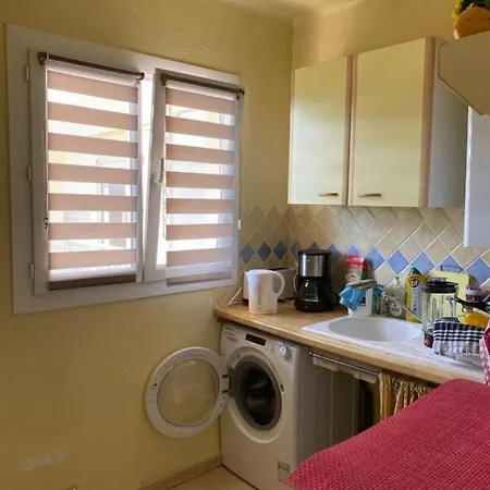 Charming Studio With Balcony Near The *