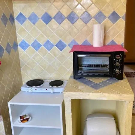 Charming Studio With Balcony Near The * Αντίμπ