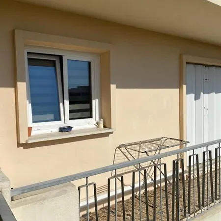 Charming Studio With Balcony Near The Διαμέρισμα *